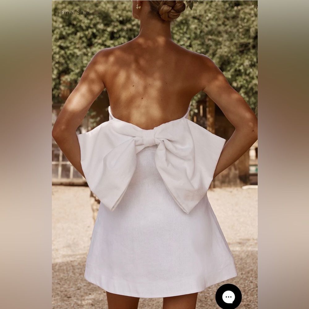 DISSH - AISLE WHITE LINEN BACK BOW DRESS